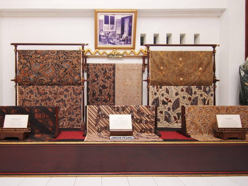 Museum Kain Pesona Batik Indonesia di Mata Dunia
